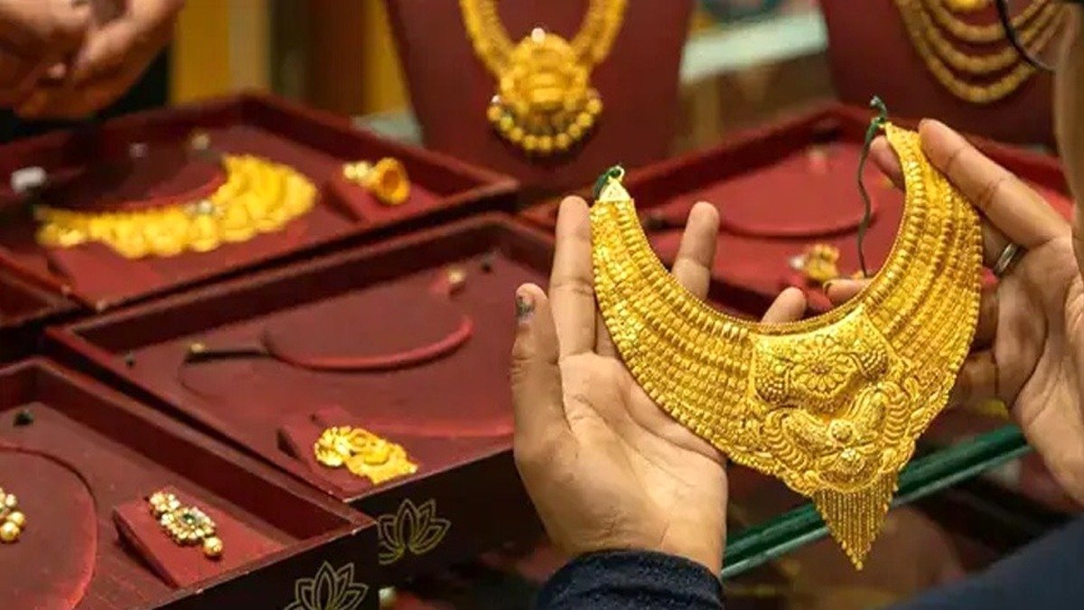 Gold की कीमतों में हुआ इज़ाफा, 72 हज़ार के पार पहुंचा दाम