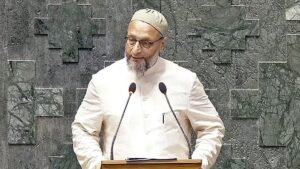 शपथ ग्रहण के दौरान असदुद्दीन Owaisi के नारे पर लोका सभा में हंगामा