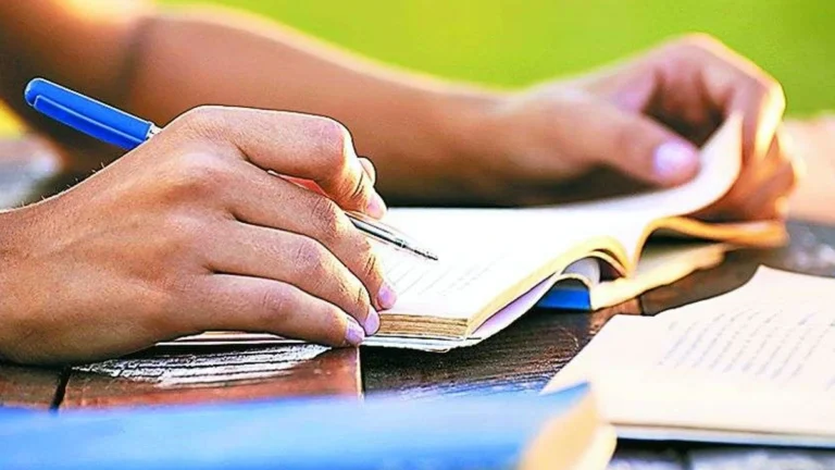 हरियाणा : DC अजय सिंह तोमर ने परीक्षा की सफलतापूर्वक संचालन के लिए अधिकारियों को दिए निर्देश।