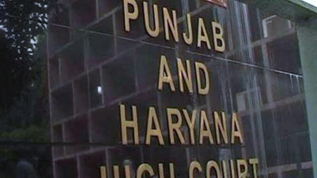 Haryana में ADJ भर्ती: जनरल कैटेगरी के लिए 50% अंक जरूरी, हाईकोर्ट ने खारिज की ग्रेस नंबर की याचिका।