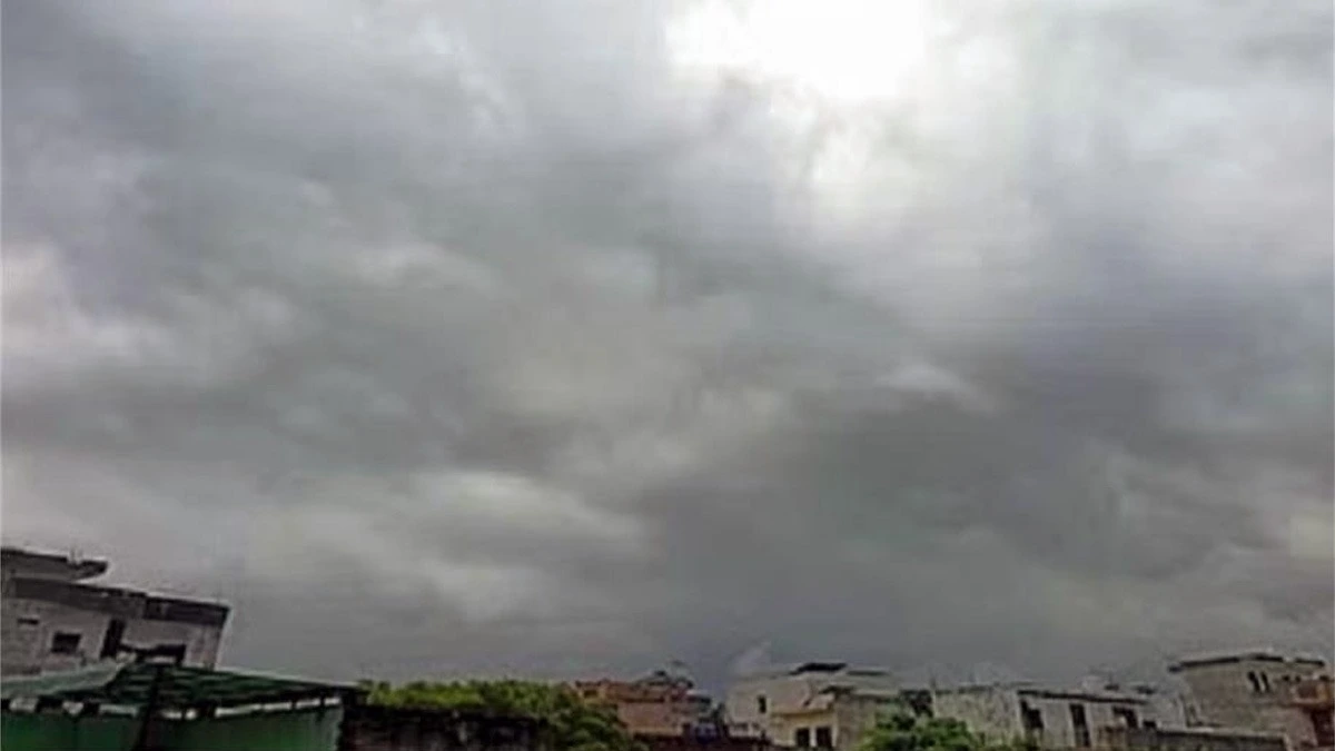 Punjab: मौसम में होगा जल्द बदलाव, 12 मार्च से बारिश की संभावना।