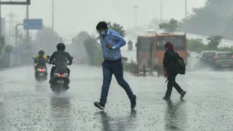 Punjab के 7 जिलों में बारिश का अलर्ट: पश्चिमी विक्षोभ सक्रिय, तापमान में 1.1°C की बढ़ोतरी।