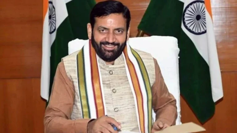 Haryana में गेहूं की कटाई के दौरान खेतों में आग की घटनाओं पर सरकार सतर्क, जिलों को अग्नि सुरक्षा बढ़ाने के निर्देश।