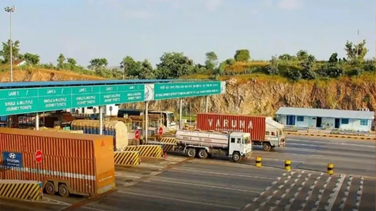 Haryana: सांसद नवीन जिंदल ने केंद्रीय मंत्री नितिन गडकरी को लिखा पत्र, अंबाला हिसार हाइवे पर दो टोल प्लाजा हटाने की मांग।