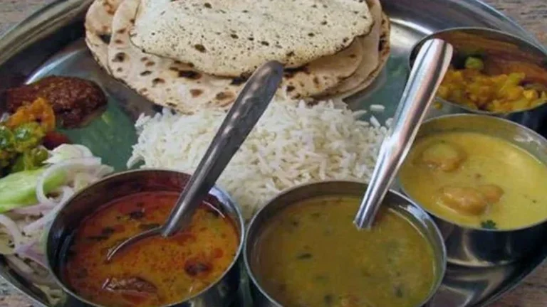 सस्ते में भरपेट भोजन: Haryana में 15 अगस्त तक खुलेंगी 200 अटल कैंटीन।