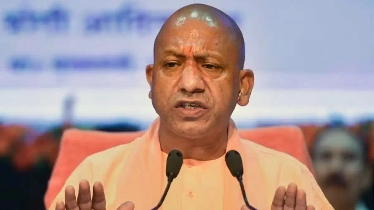 हरदोई दौरे पर CM योगी: 700 पुलिसकर्मियों की तैनाती, बच्चों का अन्नप्राशन और स्टॉलों का निरीक्षण, स्कूलों में छुट्टी।