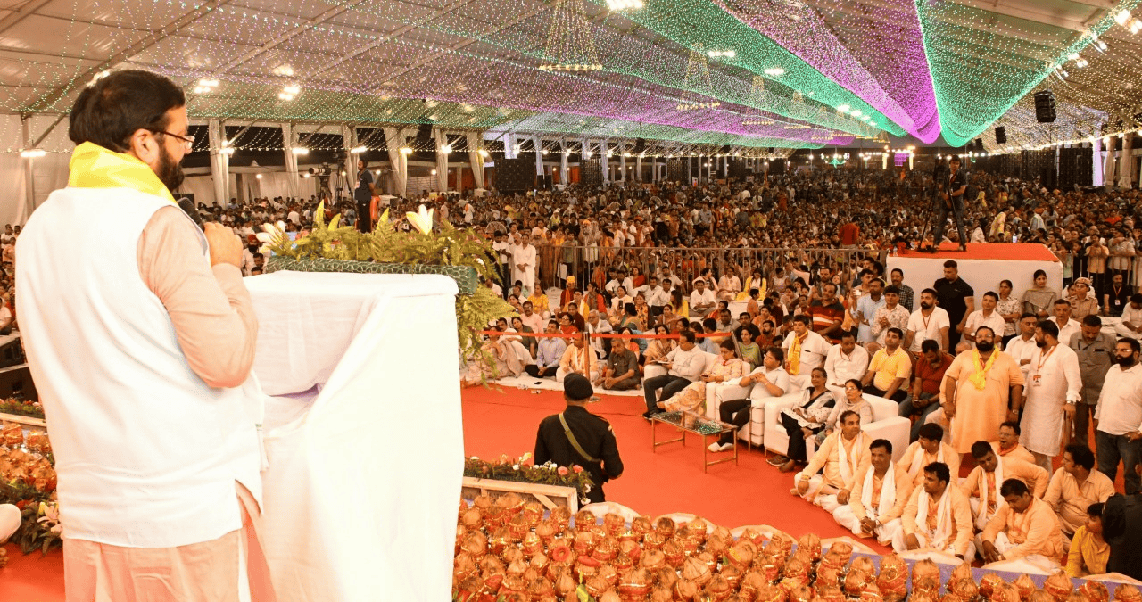 पंचकूला में पहली बार सजा बाबा बागेश्वर का दरबार,  CM नायब सैनी बोले, ‘जब युवा राम को अपनाता है, तो…’