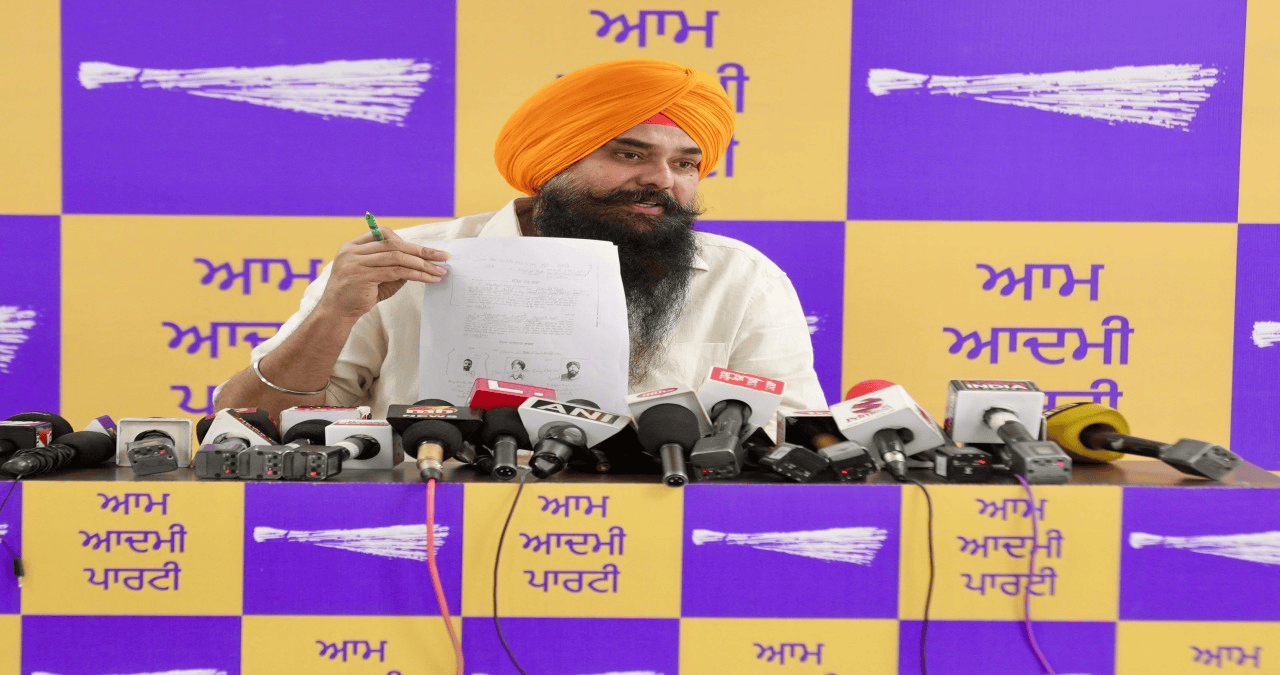 Punjab: कैप्टन और तरुण चुघ के करीबी अनुज खोसला ने किया ड्रग्स तस्कर को बचाने का काम: कंग।