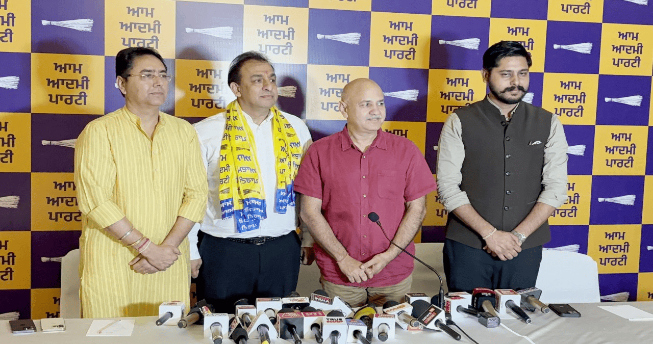 जालंधर में ‘AAP’ को मिला नया सहयोग: उद्योगपति नितिन कोहली पार्टी में शामिल, बनाए गए जालंधर सेंट्रल के प्रभारी।