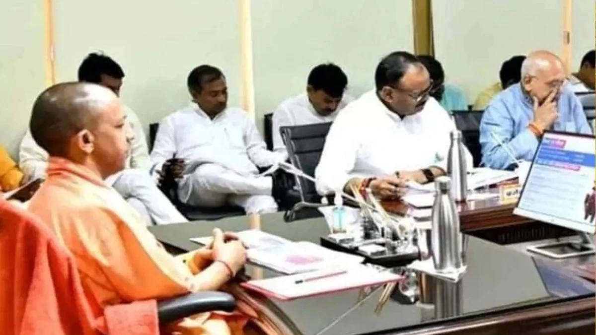 UP: योगी कैबिनेट की बैठक में किसानों से लेकर उद्योग तक, विकास से जुड़े 10 अहम प्रस्तावों पर लगी मुहर।