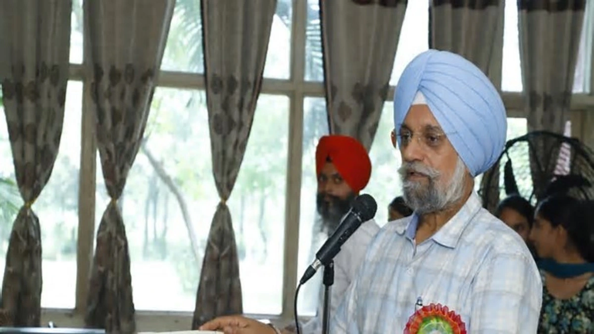 Punjab में बड़ी Controversy: GNDU के Vice Chancellor का RSS Chief को Briefs करना बना Political Issue, SGPC ने Committee से हटाया