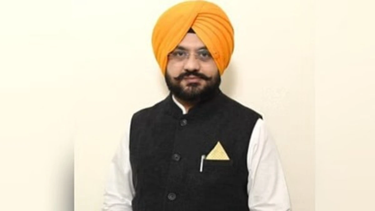 Fazilka में बाढ़ से हाहाकार, Government और Social Workers ने मिलकर राहत के प्रयास तेज़ किए, Minister Tarunpreet Singh Sound ने संभाली कमान