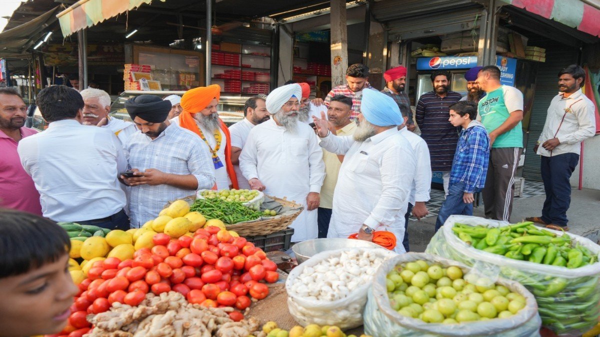 Jhabal के दुकानदारों ने ‘APP’ को दिया समर्थन, Harmeet Sandhu को भारी वोटों से जिताने का दिया भरोसा