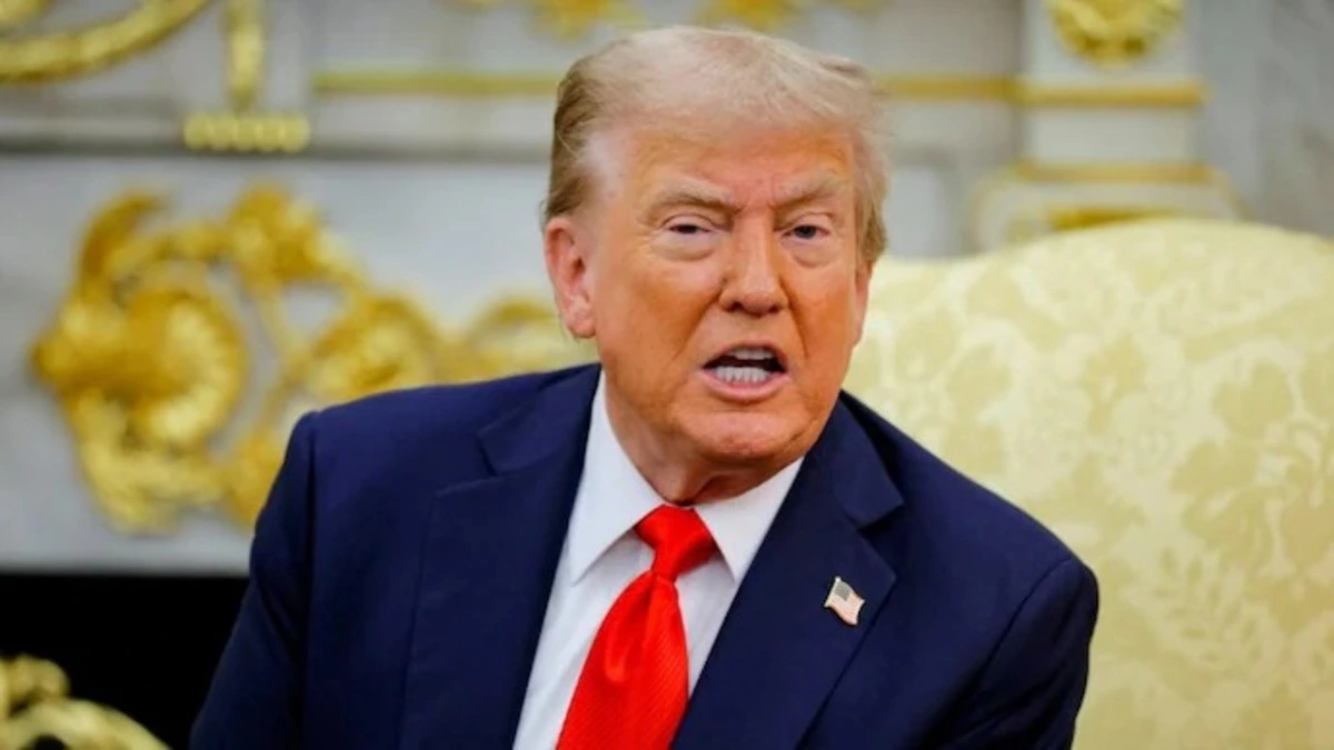 Trump Davos Plane Glitch: US से दावोस जा रहे Trump  के विमान में तकनीकी खराबी बीच रास्ते से वापस लौटना पड़ा