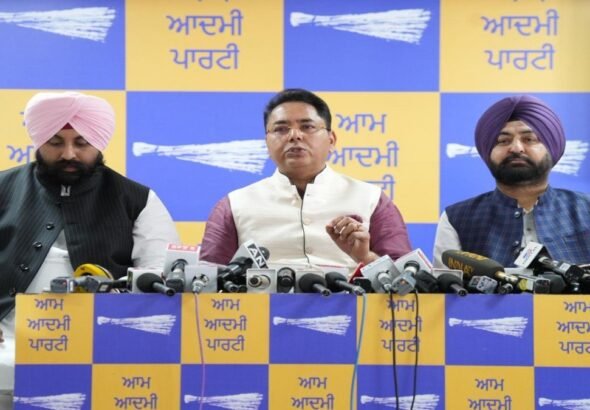 सच की जीत हुई : BJP को अरविंद केजरीवाल के खिलाफ साज़िश करने के लिए देश से माफ़ी मांगनी चाहिए: अमन अरोड़ा