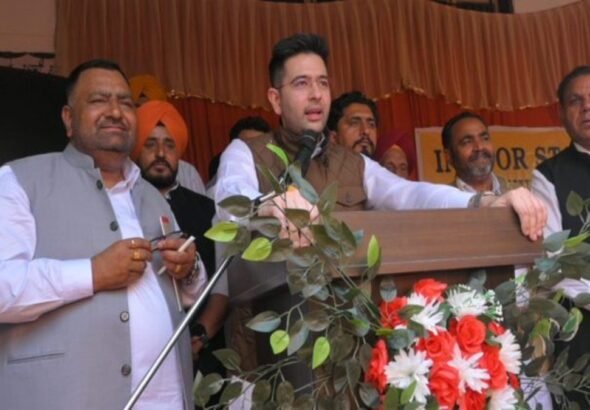 राज्यसभा सांसद राघव चड्ढा ने पंजाब के नूरपुर बेदी गांव में इनडोर खेल सुविधा के लिए ₹1 करोड़ एमपीलैड फंड आवंटित किया