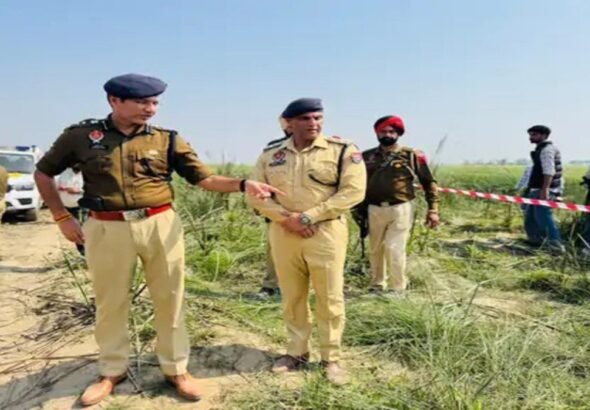 तरनतारन में एनकाउंटर में दो बदमाश घायल:सरपंच मर्डर केस में चल रहे थे फरार, एक कमरे में छिपे, police पर चलाई गोली