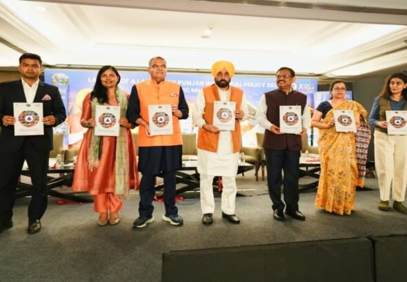 CM मान ने पंजाब इंडस्ट्रियल पॉलिसी लॉन्च की: बोले-हम हिस्सा या लाल थैली नहीं मांगेंगे, महिलाओं को कल तोहफा देंगे