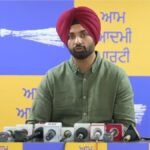 कांग्रेस विधायक खैरा के परिवार ने रामगढ़ में पंचायत की ज़मीन हड़पी, गांव के विकास में डाली रुकावट: AAP के हरसिमरन घुम्मण