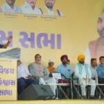 बीजेपी के 30 सालों में भ्रष्टाचार का रेट 10 हजार रुपये हुआ, गुजरात में केजरीवाल ने भगवंत मान के साथ खोला मोर्चा