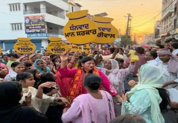 अबोहर में महिलाओं ने ‘जागो यात्रा’ निकालीःCM भगवंत मान का गारंटी पूरी करने पर किया धन्यवाद