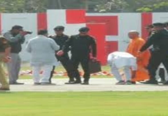 CM योगी आद‍ित्‍यनाथ ने की भाजपा काशी क्षेत्र की समन्वय बैठक, तैयार‍ियों की परखी हकीकत