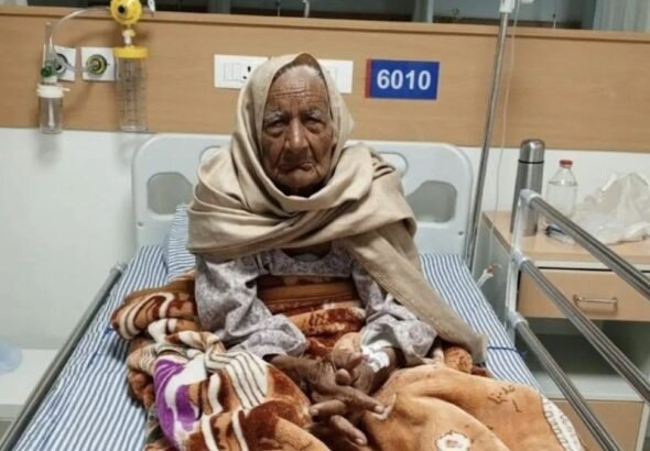 98 साल की बुजुर्ग महिला को मिला मुफ्त कैंसर इलाज, पंजाब की मुख्यमंत्री सेहत योजना से बदली जिंदगी