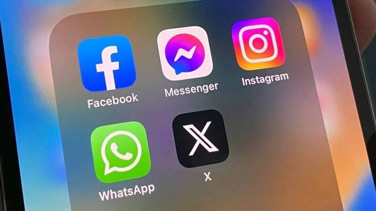 Social media पर लगी पाबंदी, सरकार ने लिया बड़ा फैसला