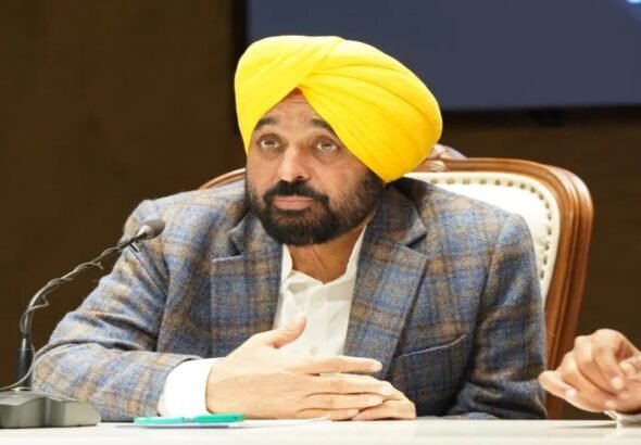 बीजेपी मुख्यालय ब्लास्ट मामले में CM बोले:चंडीगढ़ पुलिस को सहयोग देंगे; पंजाब पुलिस आरोपी अरेस्ट करे तो दोषी भगवंत मान नहीं