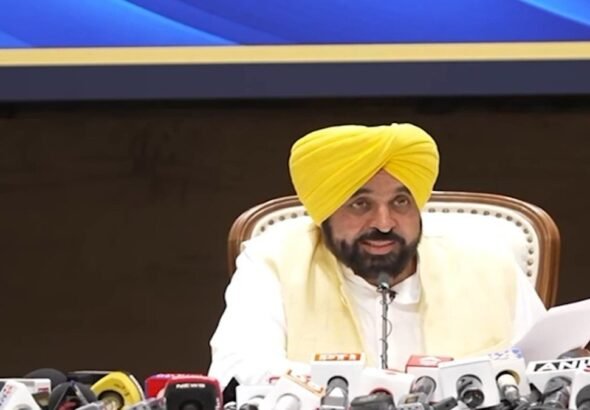 ‘हर गांव के लोगों को नौकरी दी बिना सिफ़ारिश और बिना किसी कैश के’, बोले CM मान, पेश किया सरकार का रिपोर्ट कार्ड